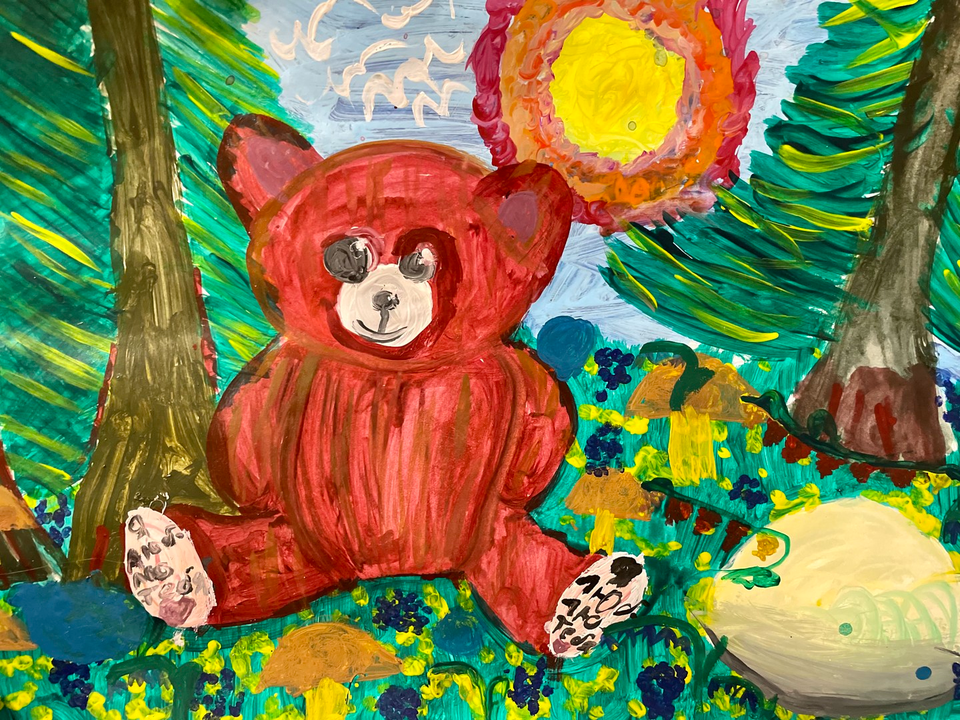 Детский рисунок - Мишка в лесу