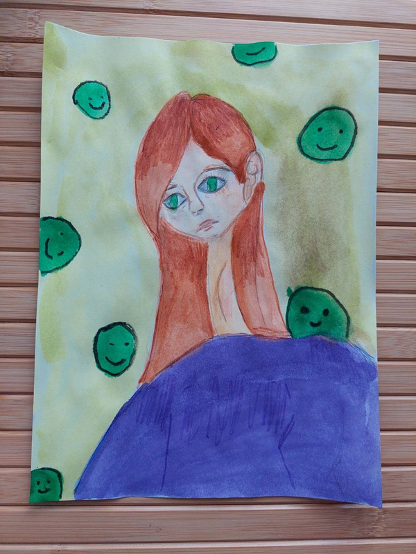 Детский рисунок - Девочка со смайликами