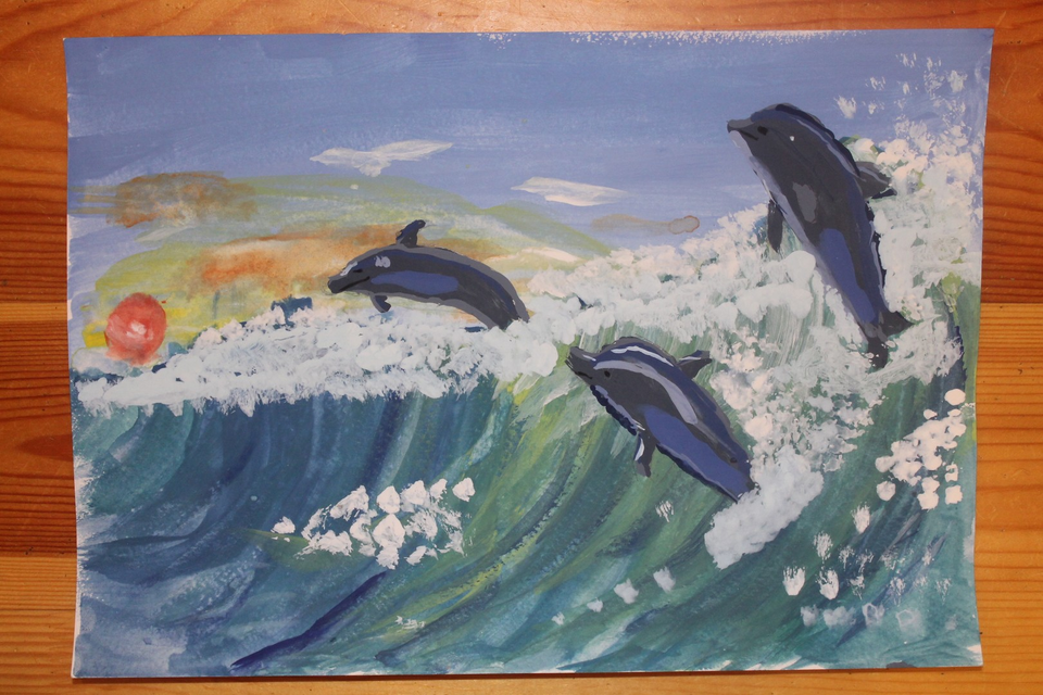 Детский рисунок - Мечтаю увидеть дельфинов в море