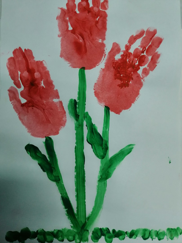 Детский рисунок - Тюльпаны