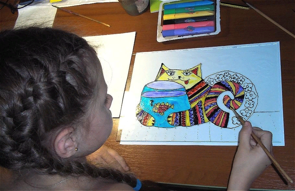 Детский рисунок - Кот и аквариум