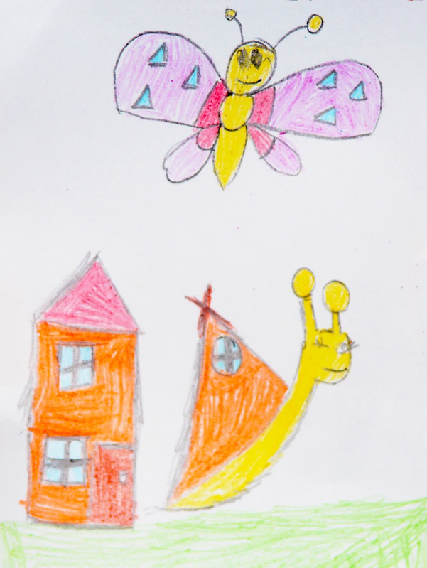 Детский рисунок - Эвелинка с домиком