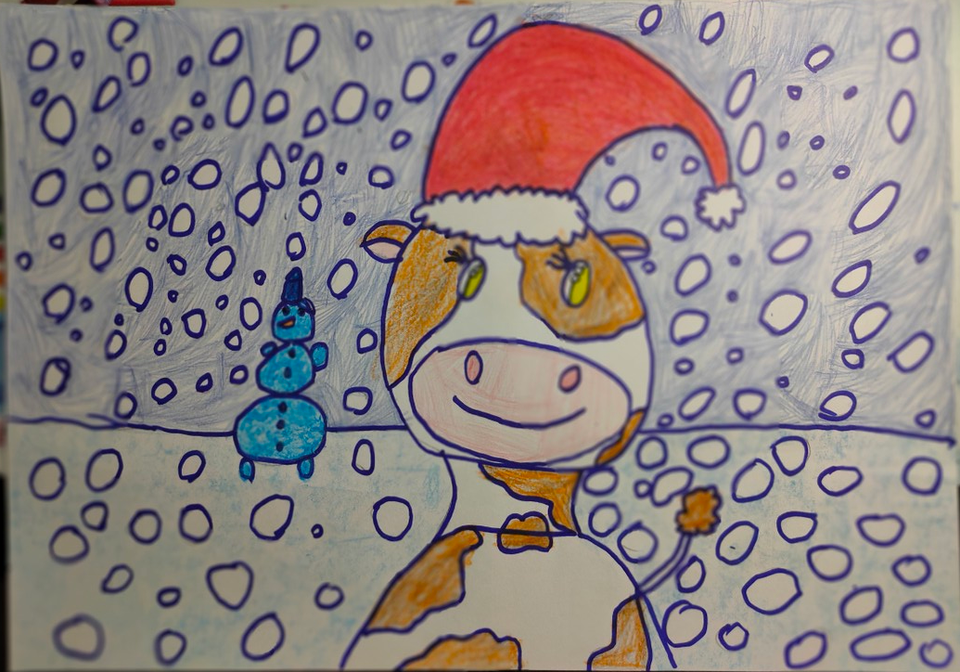 Детский рисунок - Весёлая корова